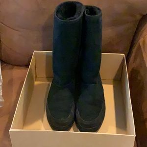 Gently Used UGG Ultra Tall Braid Boots Size 10 with Box